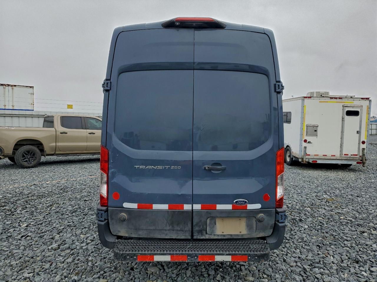 Ford Transit T-250 Image 13