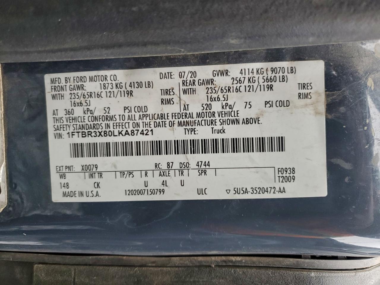 Ford Transit T-250 Image 8