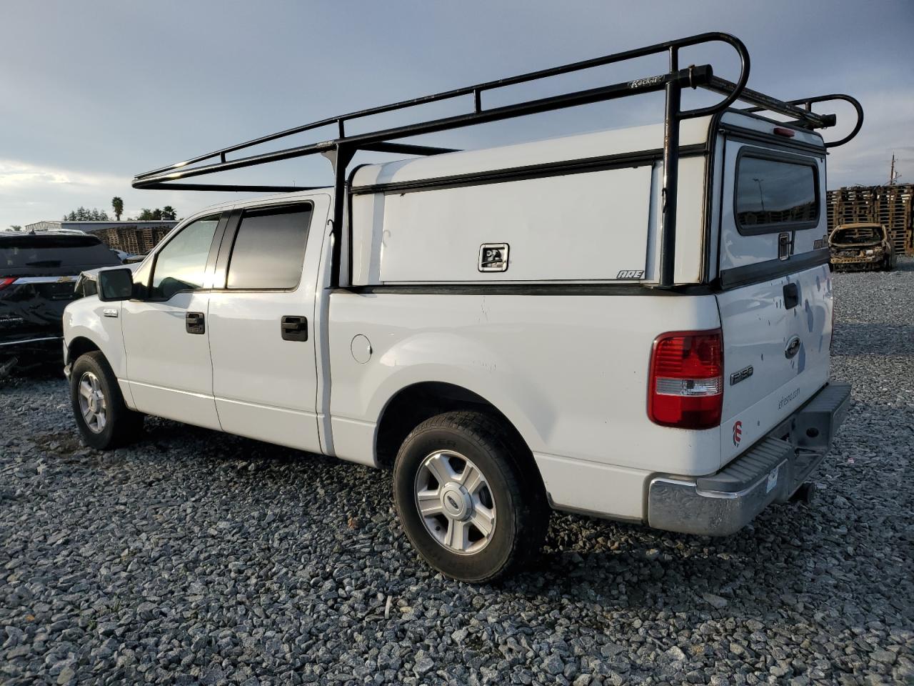 Ford F-150 Supercrew Image 2