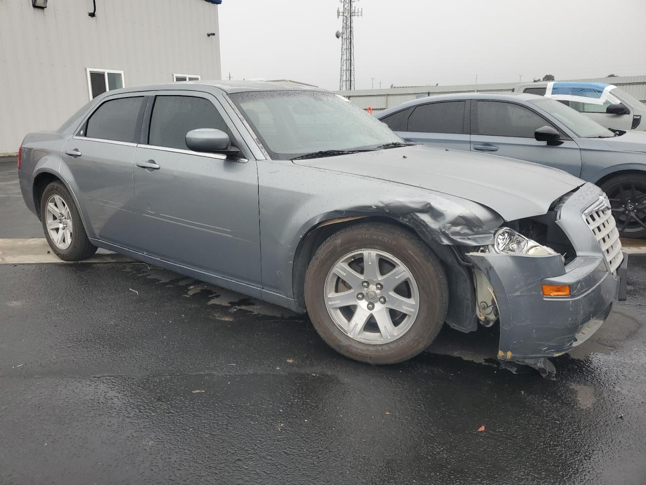 Chrysler 300 Image 3