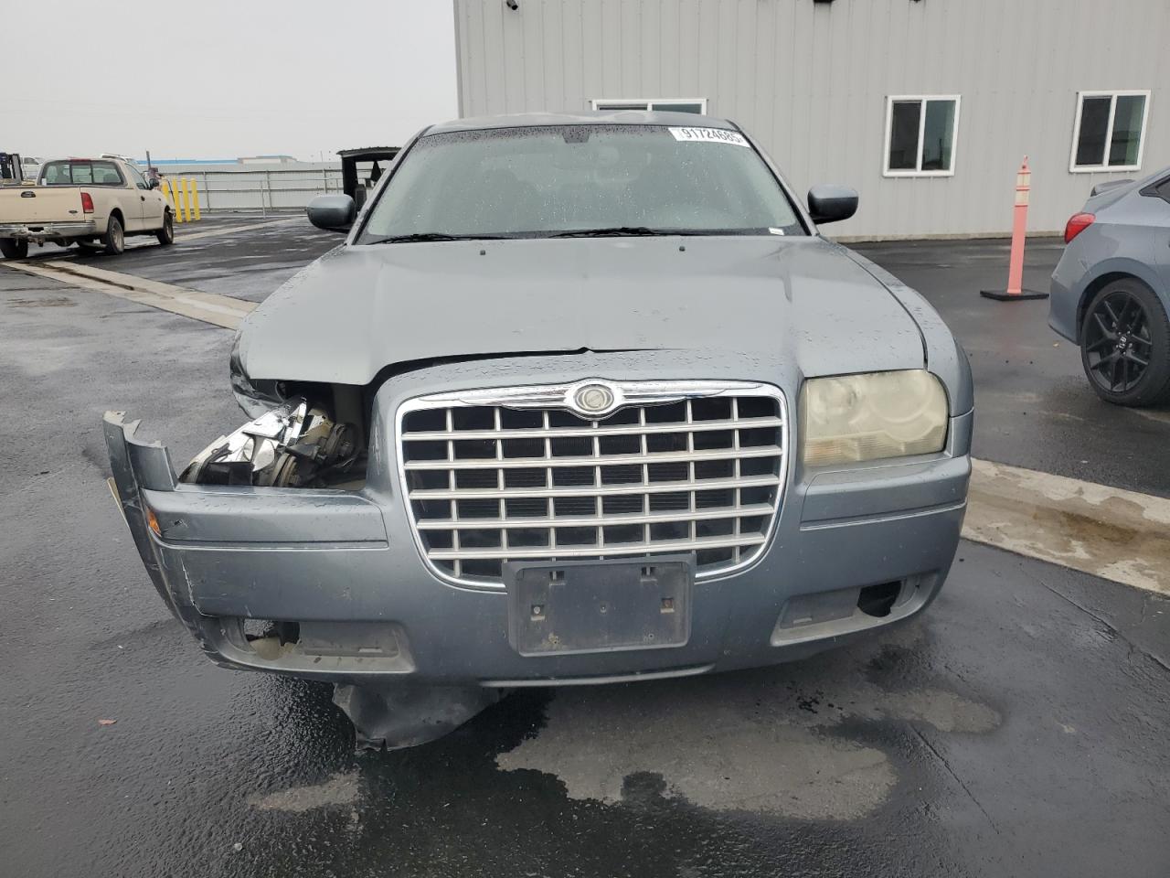 Chrysler 300 Image 12