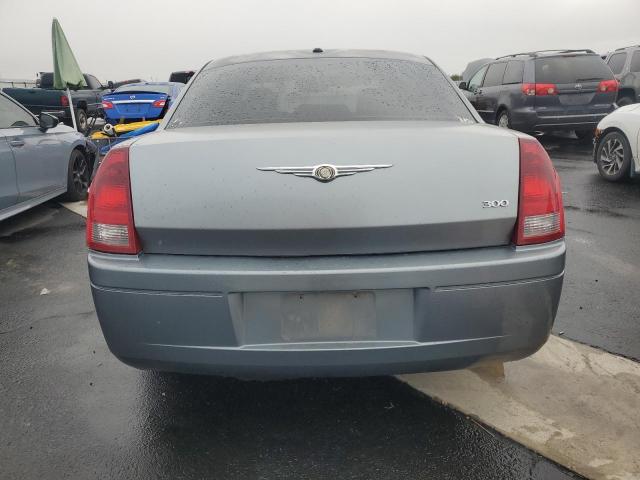 Chrysler 300 Image 7