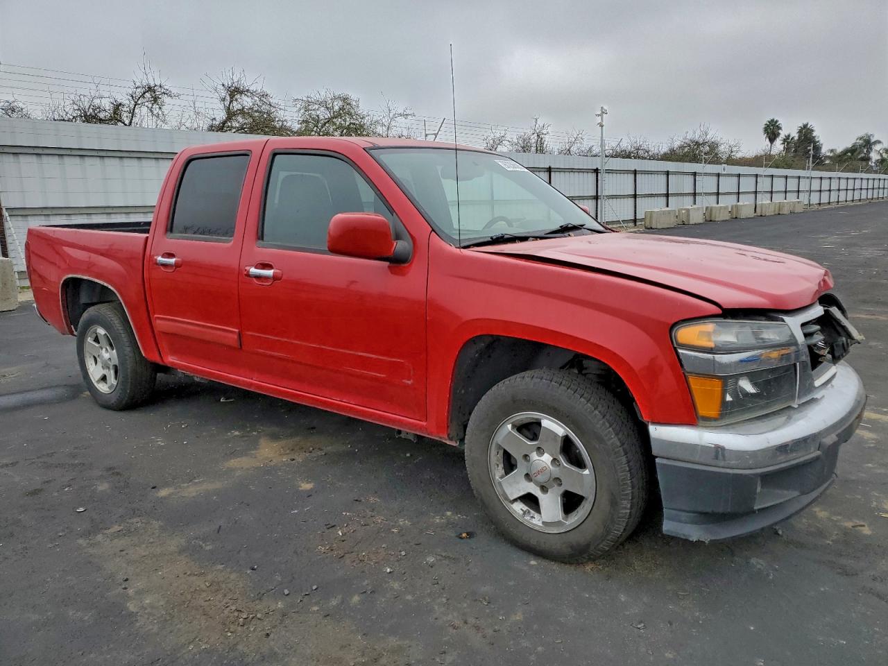 GMC Canyon Sle Image 2