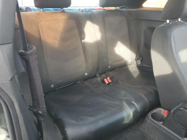 Volkswagen Beetle Image 10