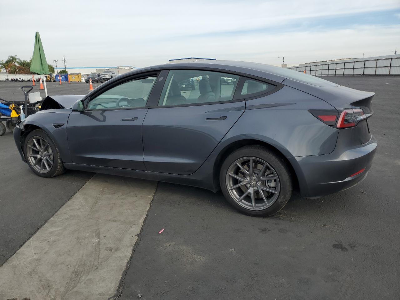 Tesla Model 3 Image 3