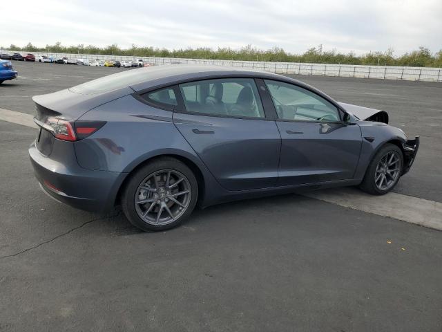 Tesla Model 3 Image 12