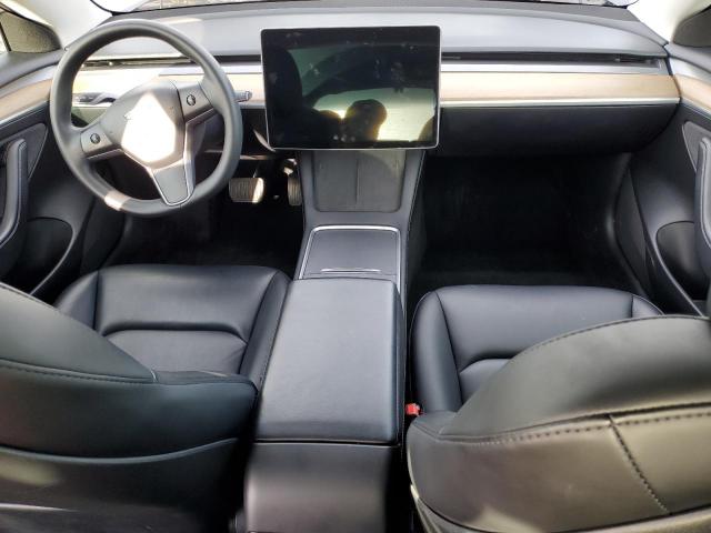 Tesla Model 3 Image 4