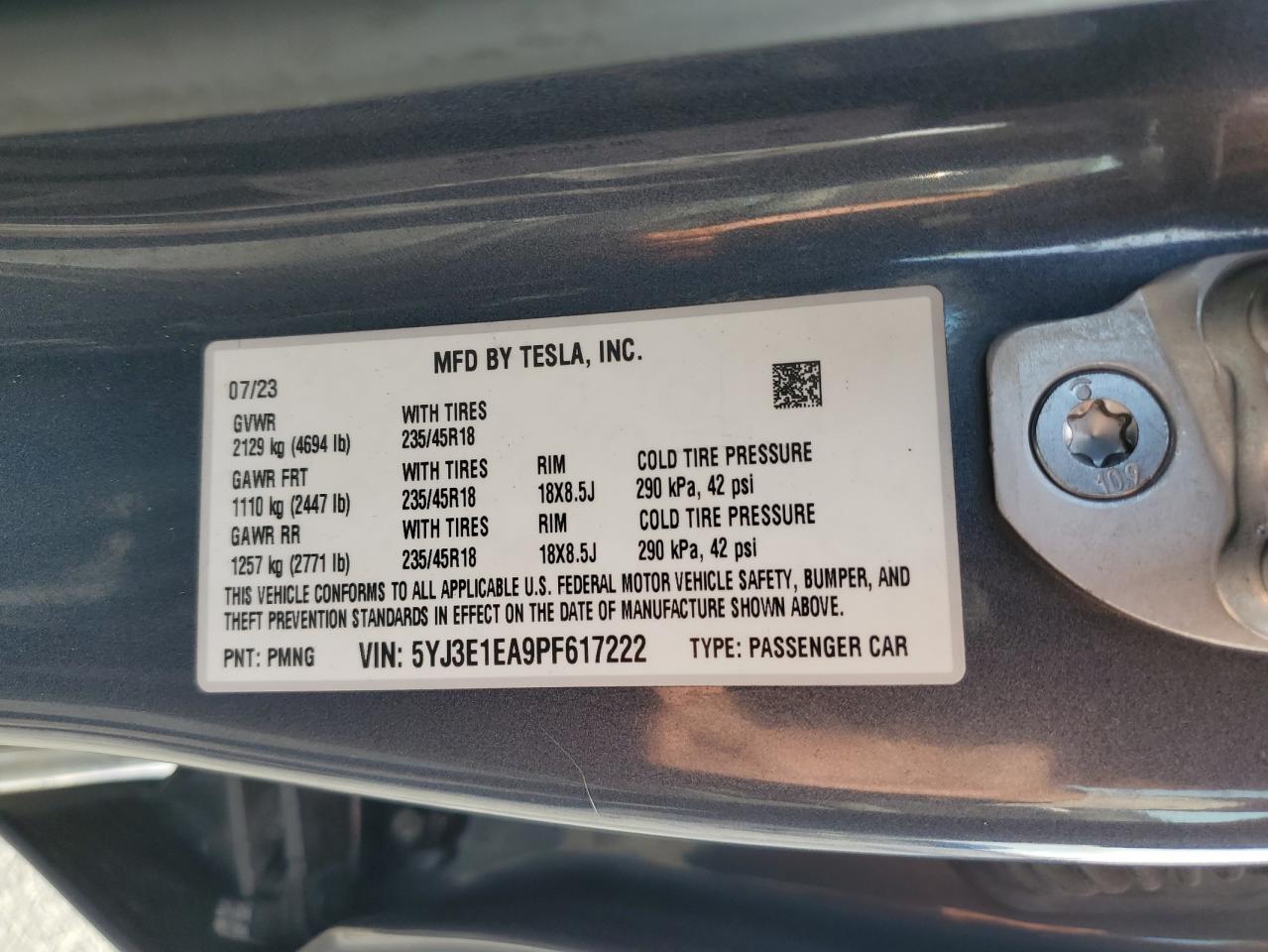 Tesla Model 3 Image 10