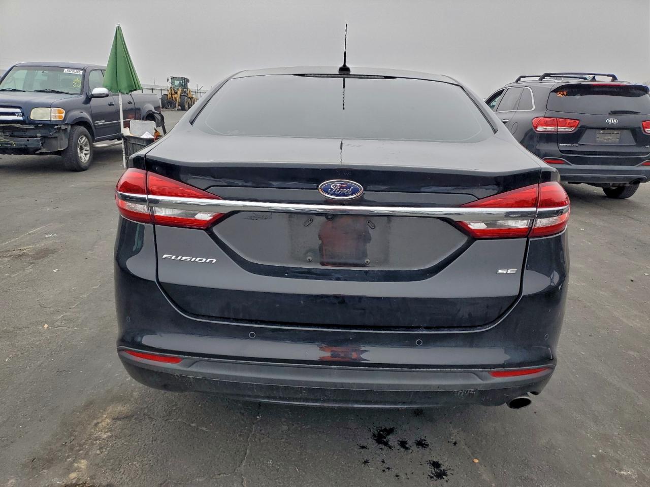 Ford Fusion Se Image 5