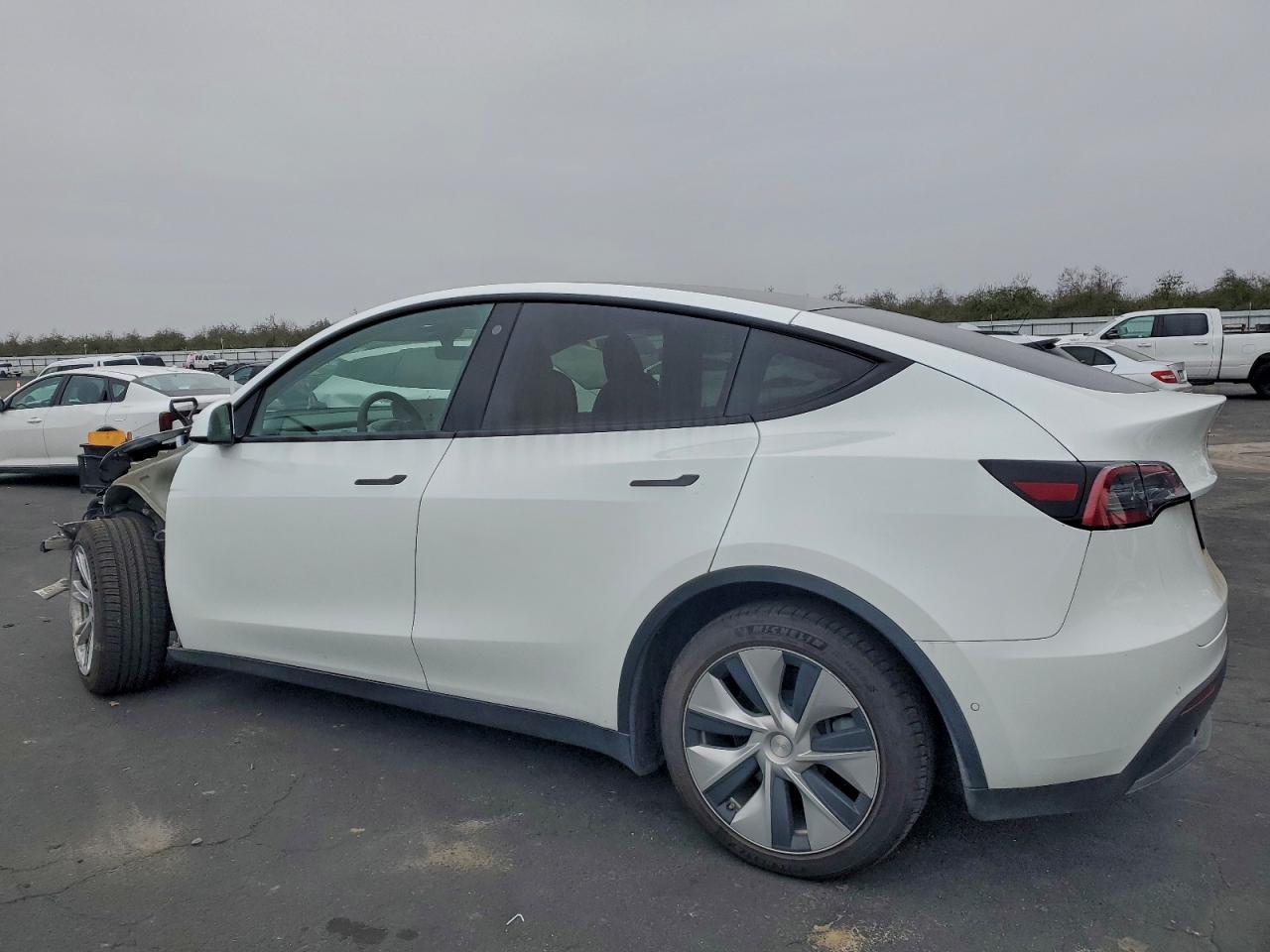 Tesla Model Y Image 14