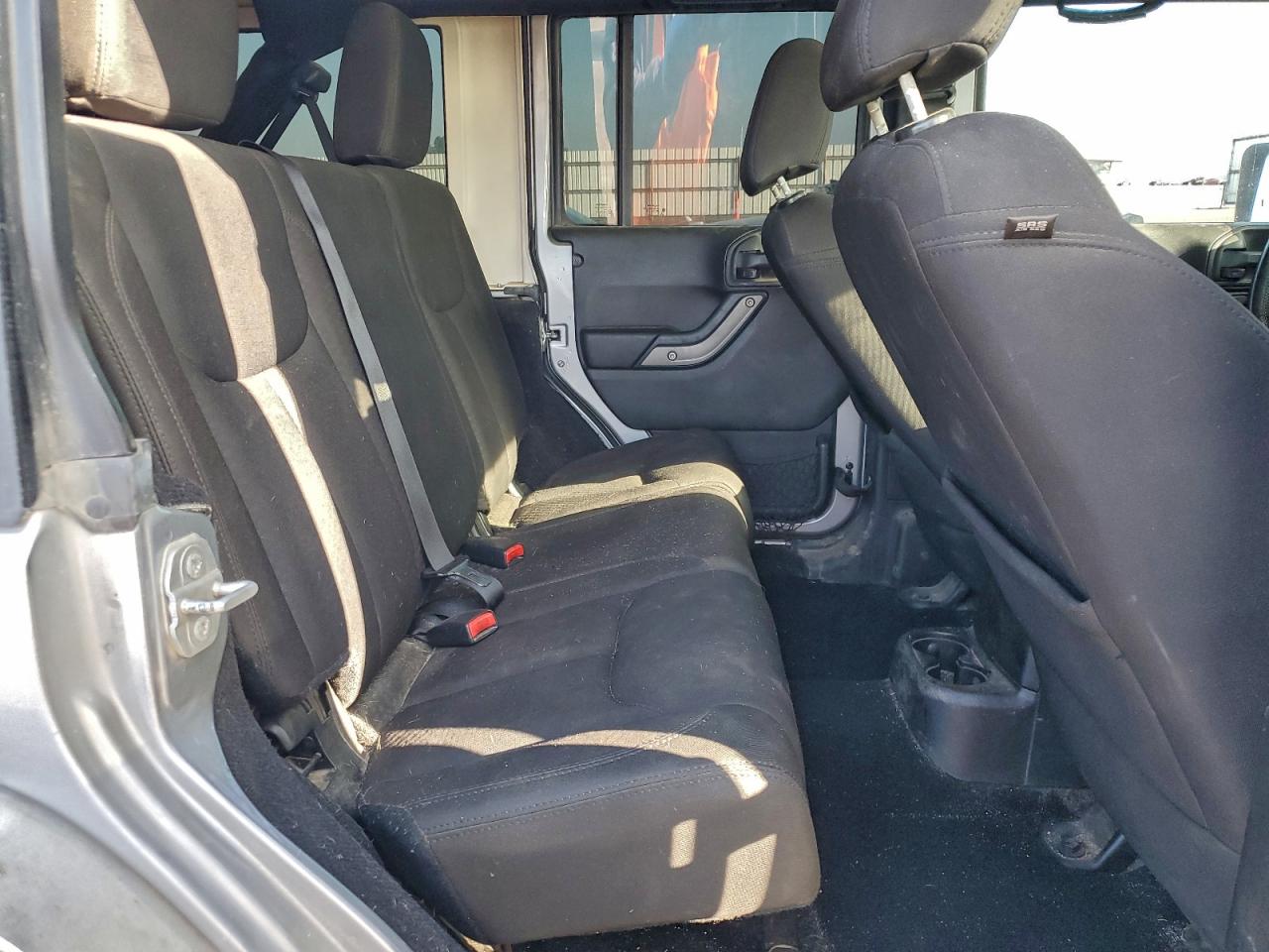 Jeep Wrangler Sport Image 11