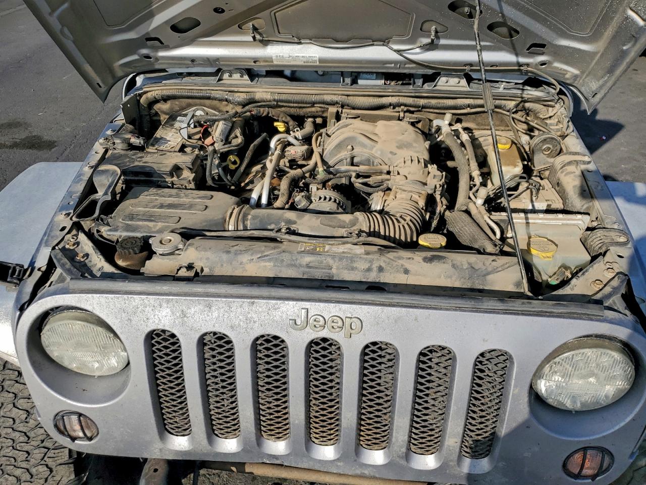 Jeep Wrangler Sport Image 3