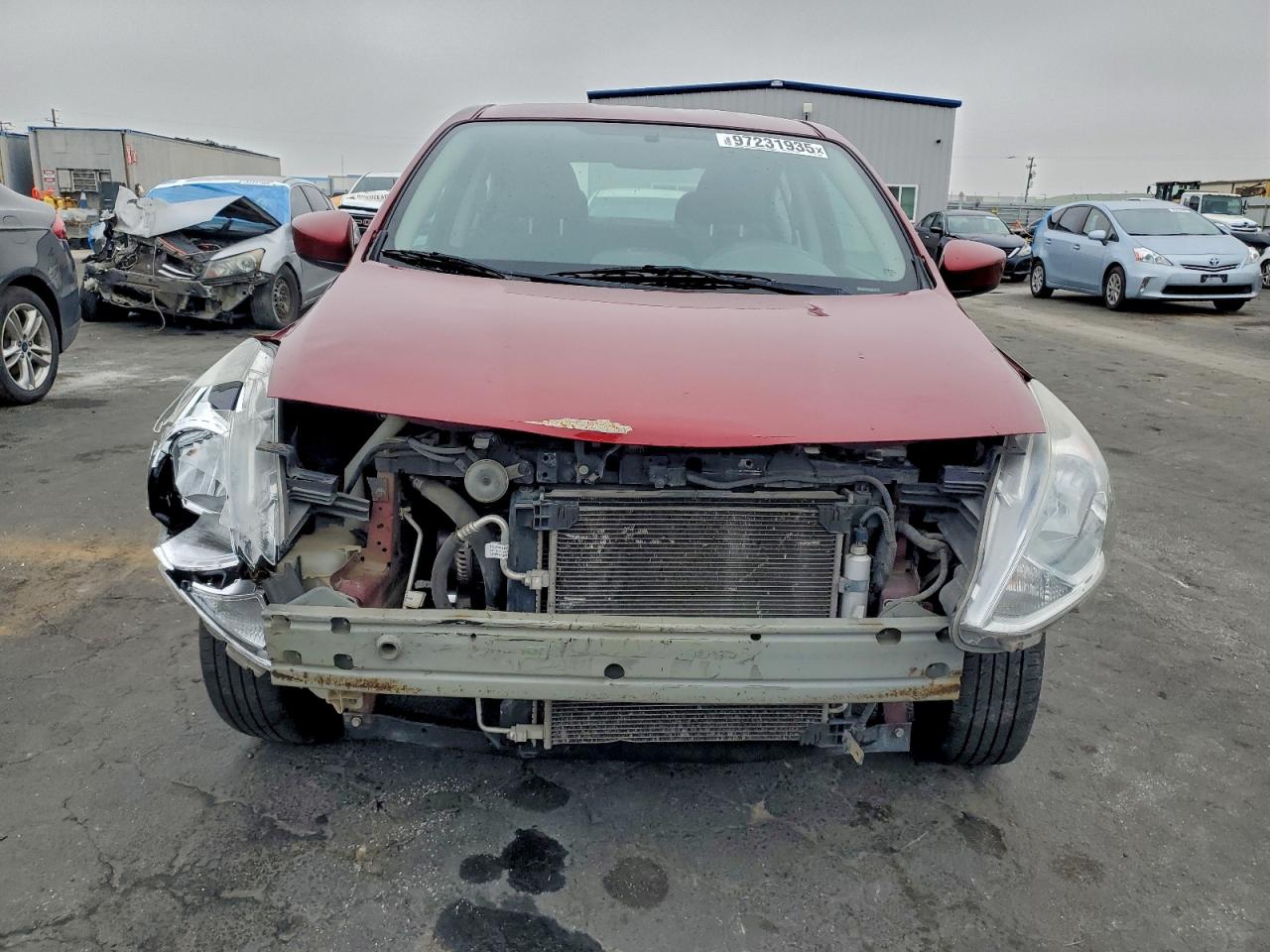 Nissan Versa S Image 4