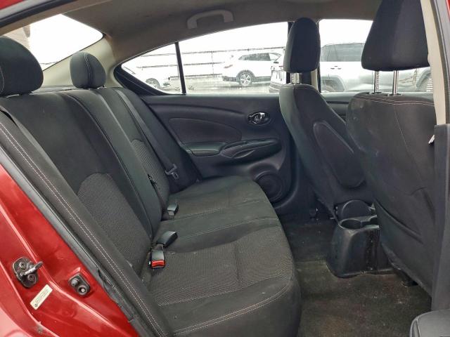 Nissan Versa S Image 8