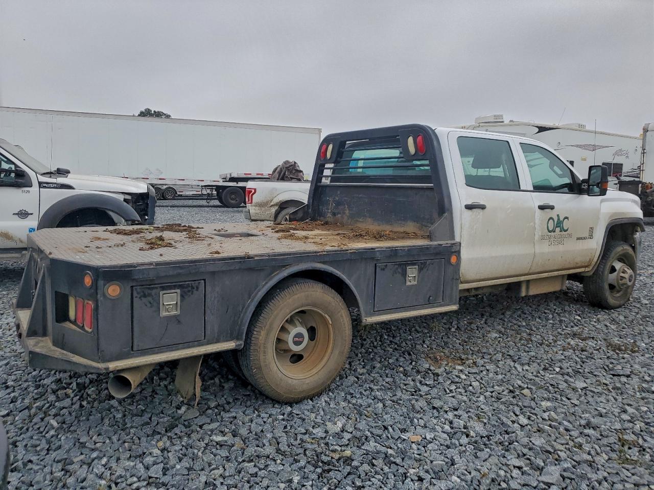 GMC Sierra K3500 Image 12