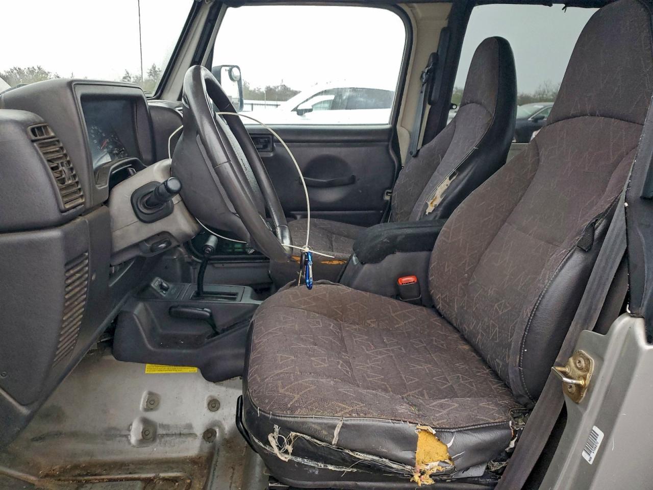 Jeep Wrangler Sport Image 4