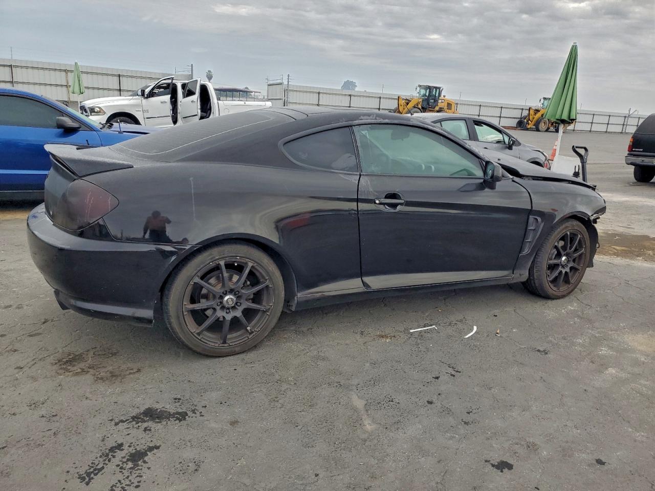 Hyundai Tiburon Gt Image 2