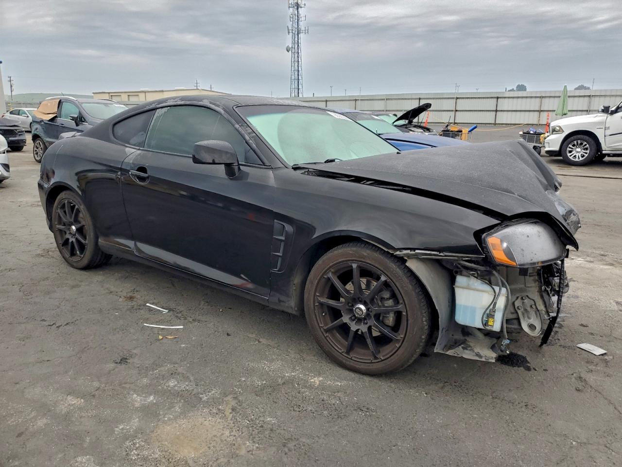 Hyundai Tiburon Gt Image 10