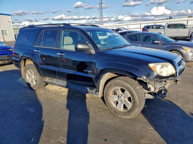 Toyota 4Runner Sr5 Image 2