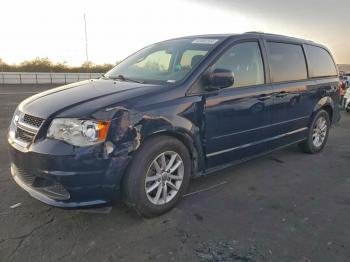  Salvage Dodge Caravan