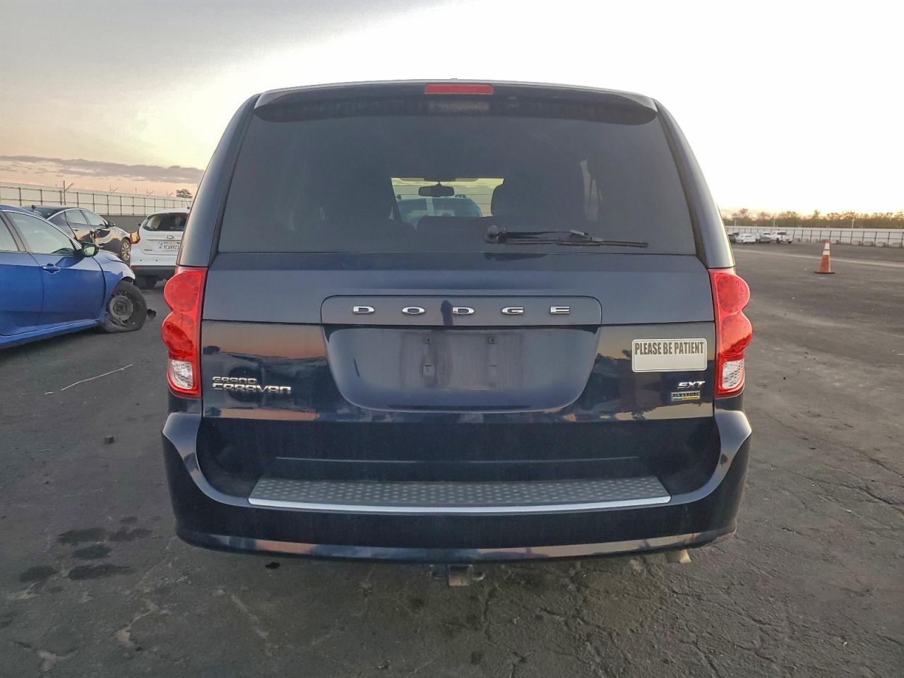 Dodge Caravan Sxt Image 5