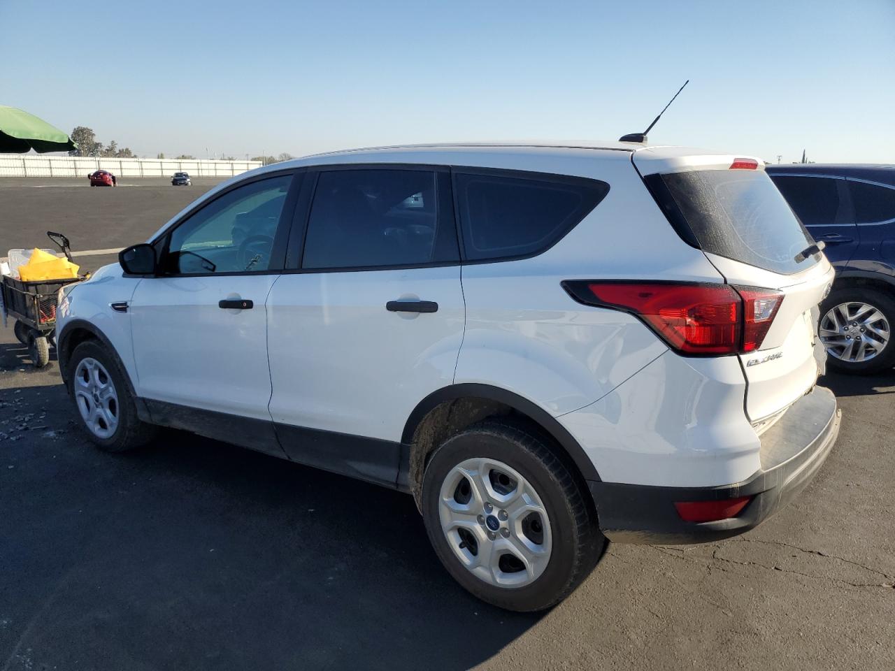 Ford Escape S Image 7