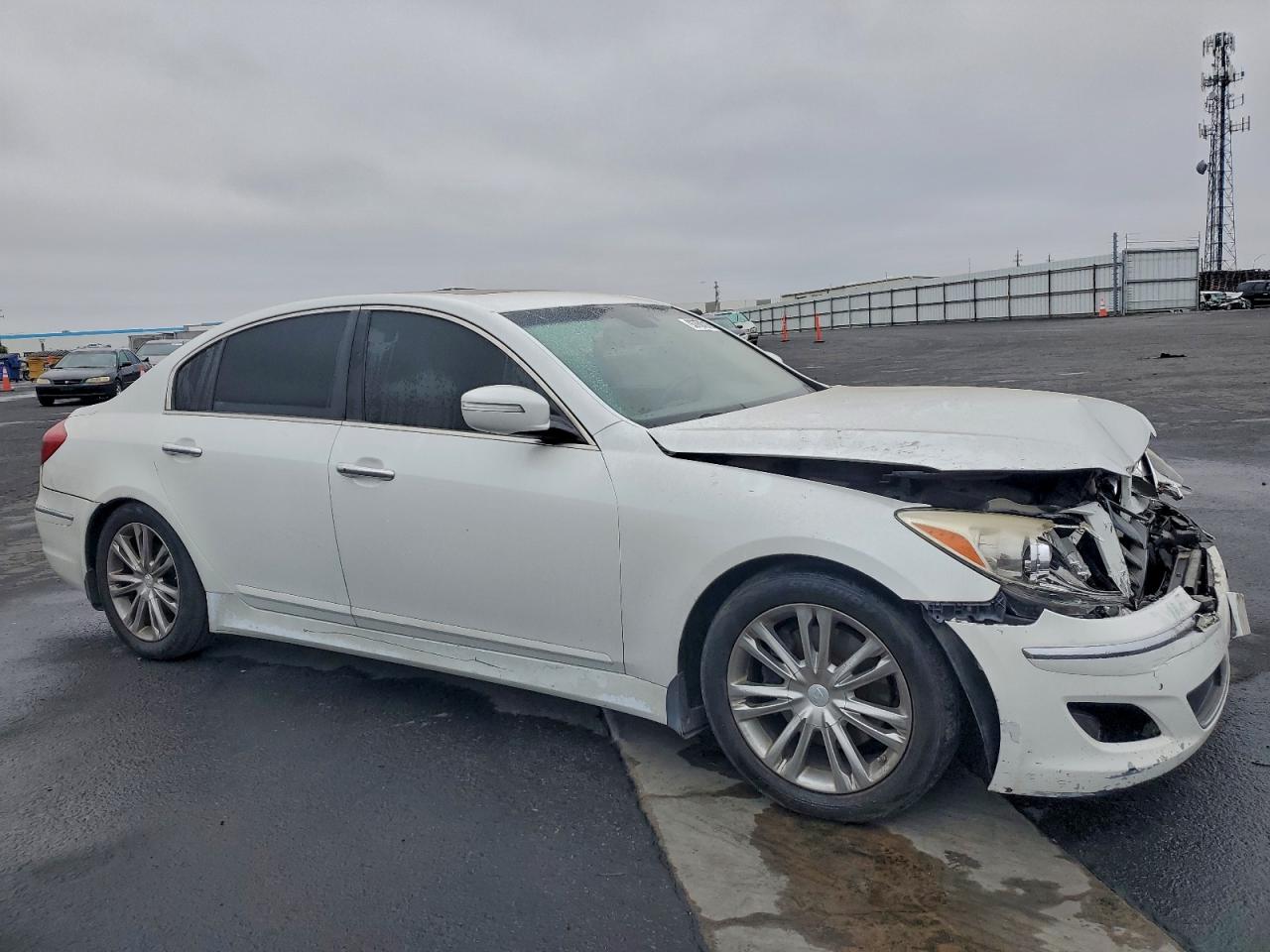 Hyundai Genesis 3.8l Image 3