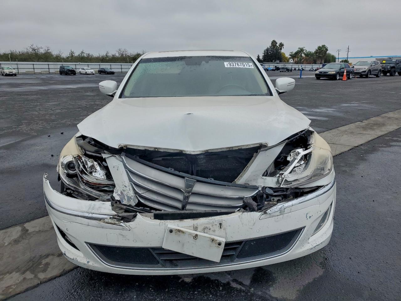 Hyundai Genesis 3.8l Image 12