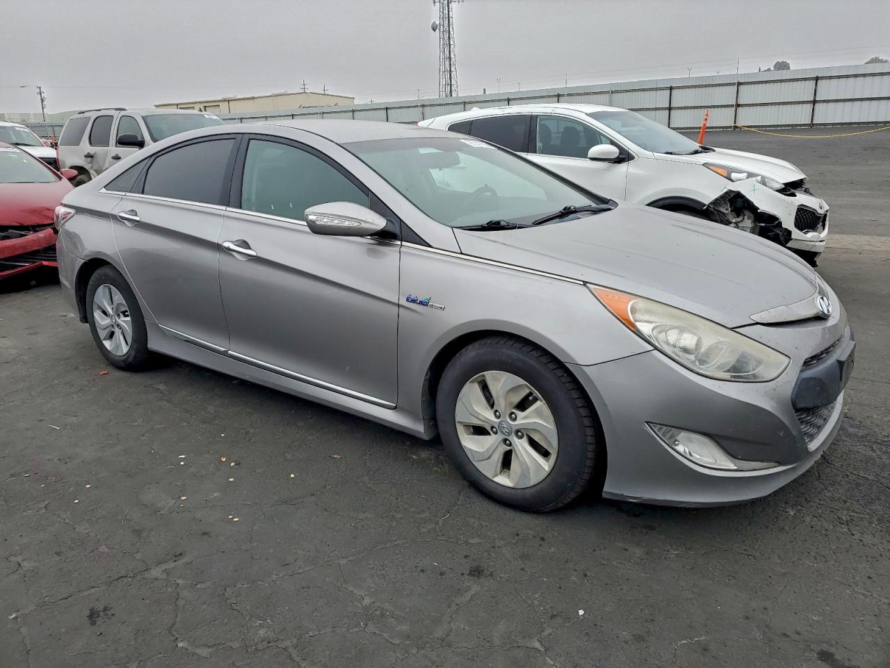 Hyundai SONATA Hybrid Image 5