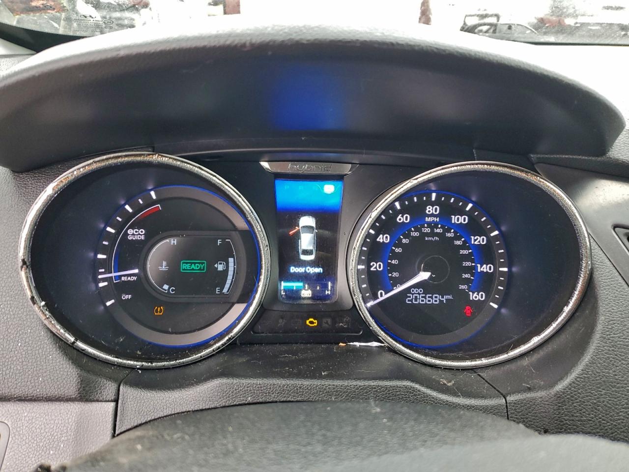 Hyundai SONATA Hybrid Image 8