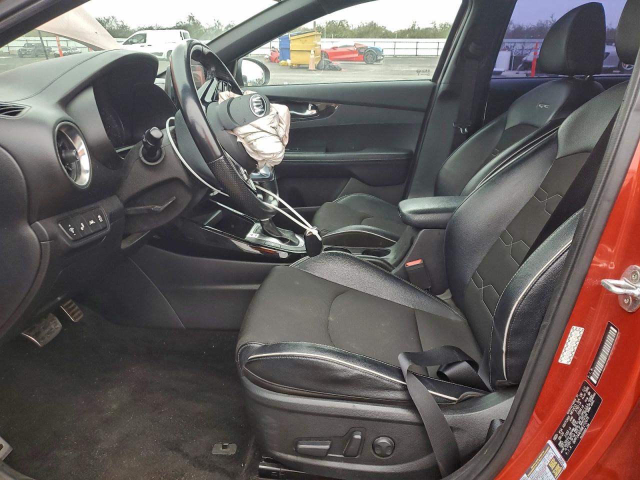 Kia Forte Gt Line Image 9