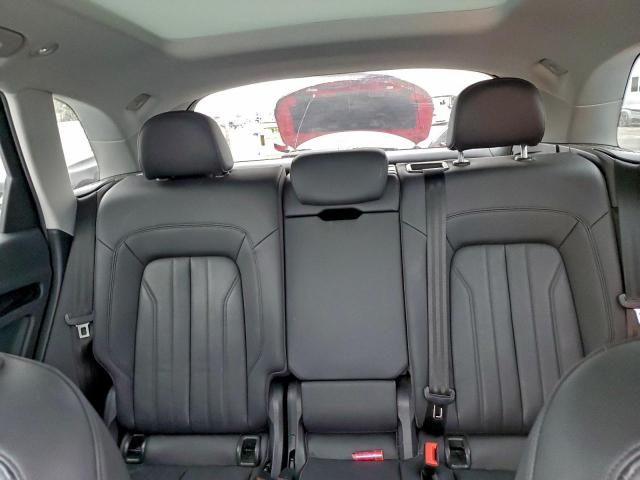 Audi Q5 Premium Image 8