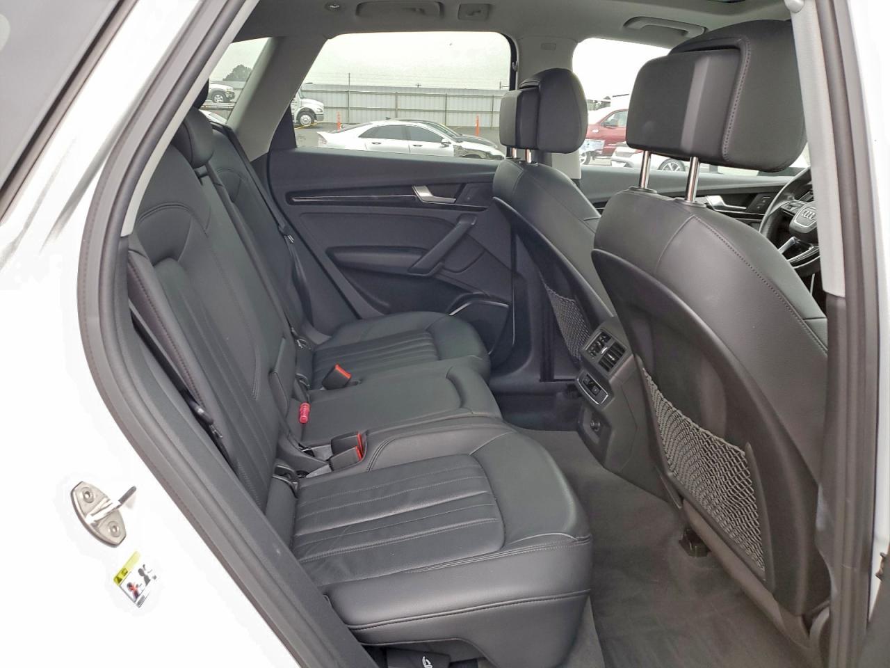 Audi Q5 Premium Image 10