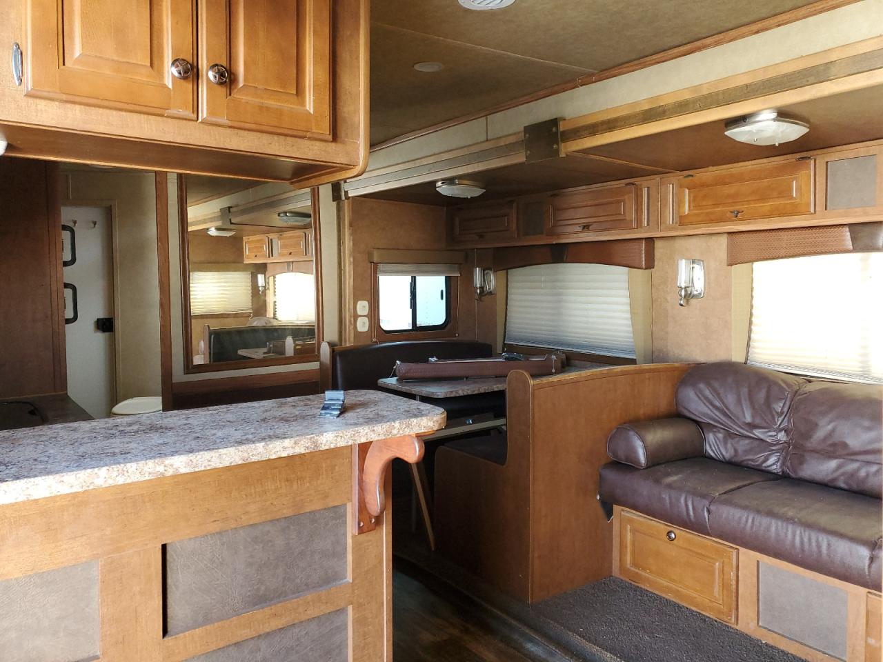 Bision Trailer Image 8