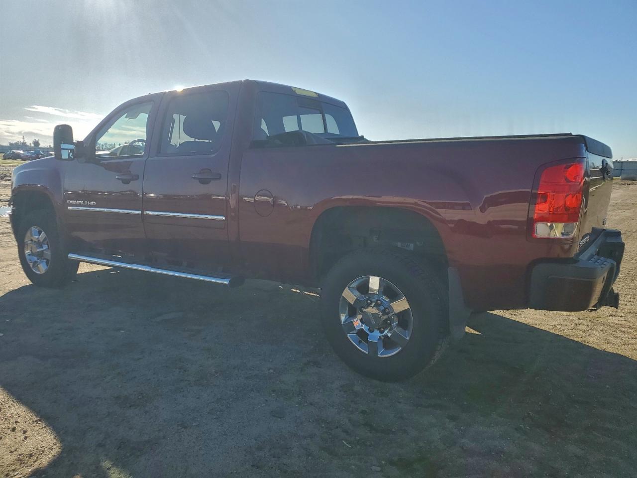 GMC Sierra K2500 Denali Image 5