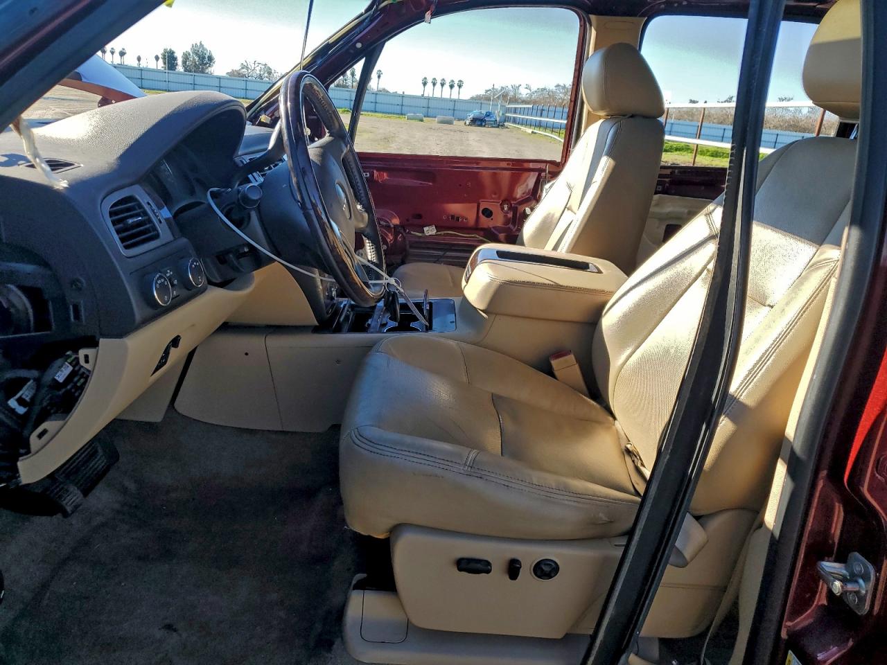 GMC Sierra K2500 Denali Image 4