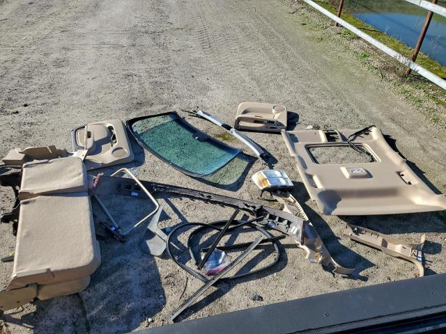 GMC Sierra K2500 Denali Image 9