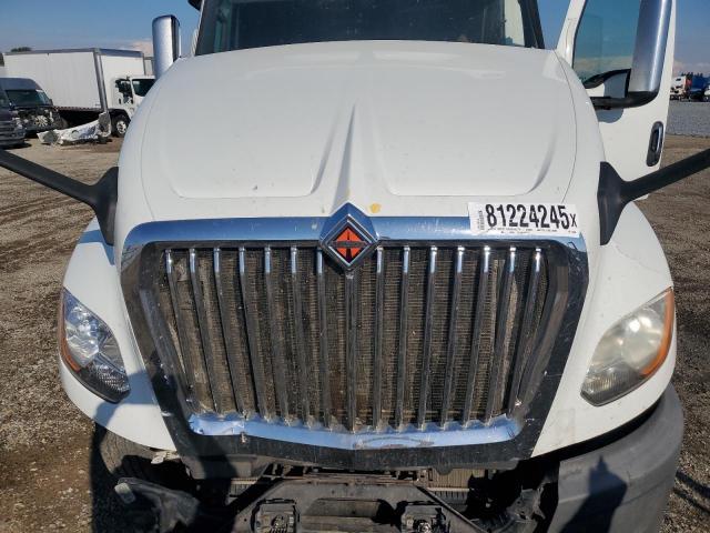 International Lt625 Image 4